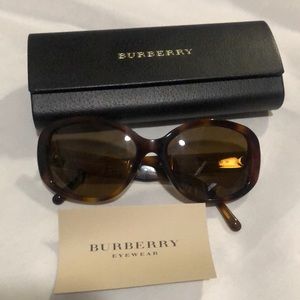 NEW Burberry Sunglasses Authentic